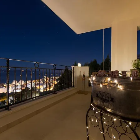 Smaragd - Perle - Luxury With Shared Pool Apartman *