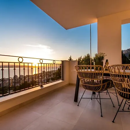 Apartman Smaragd - Perle - Luxury With Shared Pool *