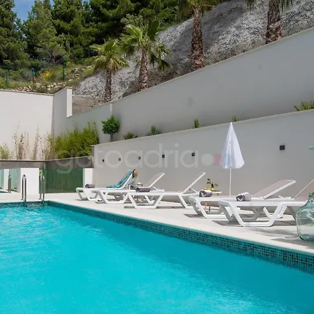 Smaragd - Perle - Luxury With Shared Pool Apartman Makarska