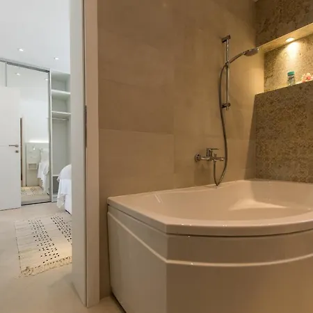 Smaragd - Perle - Luxury With Shared Pool 아파트 마카르스카