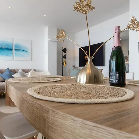 Smaragd - Perle - Luxury With Shared Pool * 마카르스카