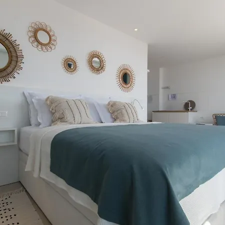Smaragd - Perle - Luxury With Shared Pool 마카르스카
