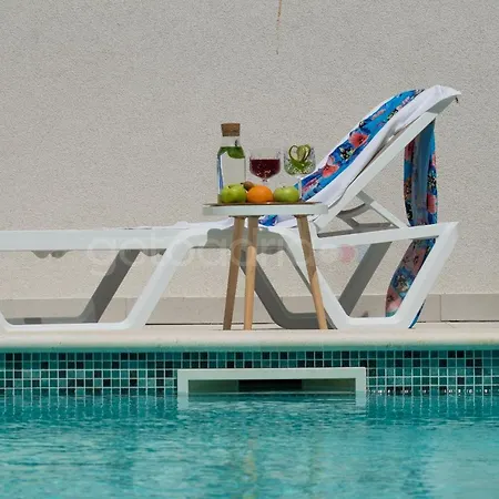 아파트 Smaragd - Perle - Luxury With Shared Pool *