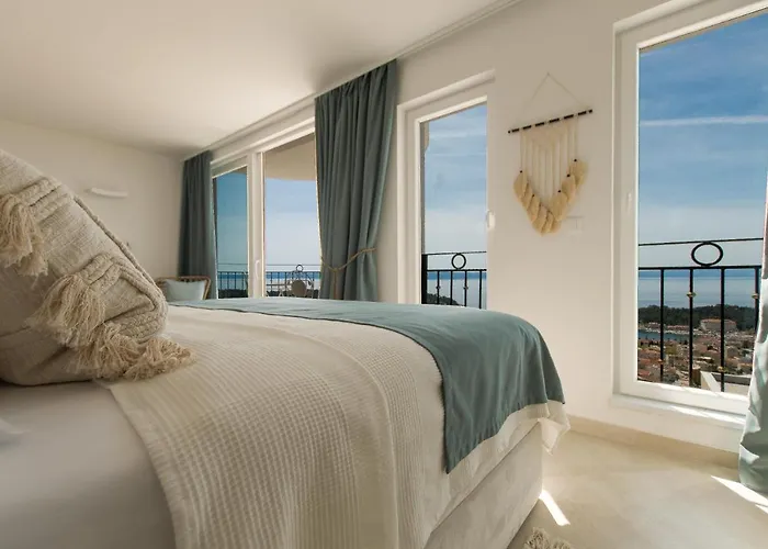 Smaragd - Perle - Luxury With Shared Pool * ماكارسكا
