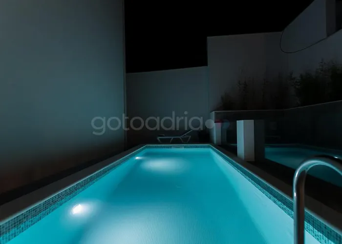 شقة Smaragd - Perle - Luxury With Shared Pool ماكارسكا